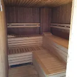 Daire V Tee House